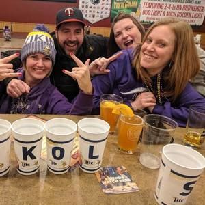 Meet your Posher, Deena